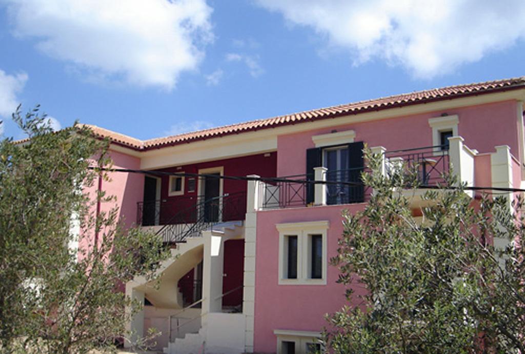 Apartment Kolona Lixouri